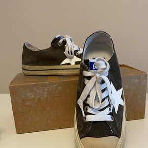 Golden Goose Sneakers